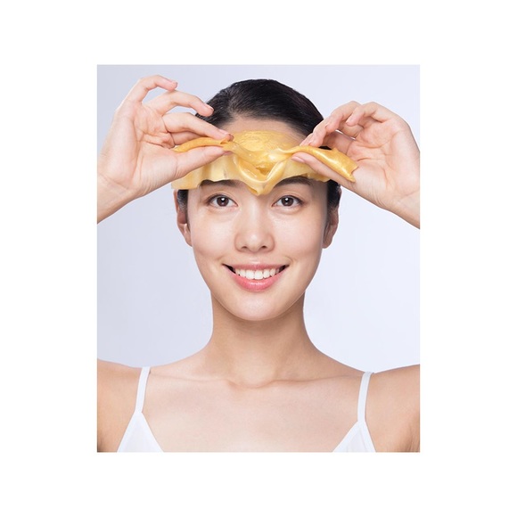 𝐺𝑜𝑙𝑑𝑒𝑛 𝐶𝑜𝑙𝑙𝑎𝑔𝑒𝑛 𝐹𝑎𝑐𝑖𝑎𝑙 - Picture 5 of 12